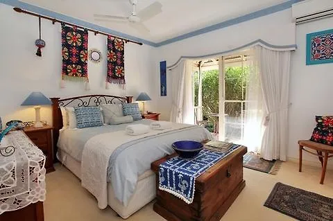 Noosa Valley Manor B&B Doonan Australia